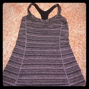 Women’s Under Armour active top